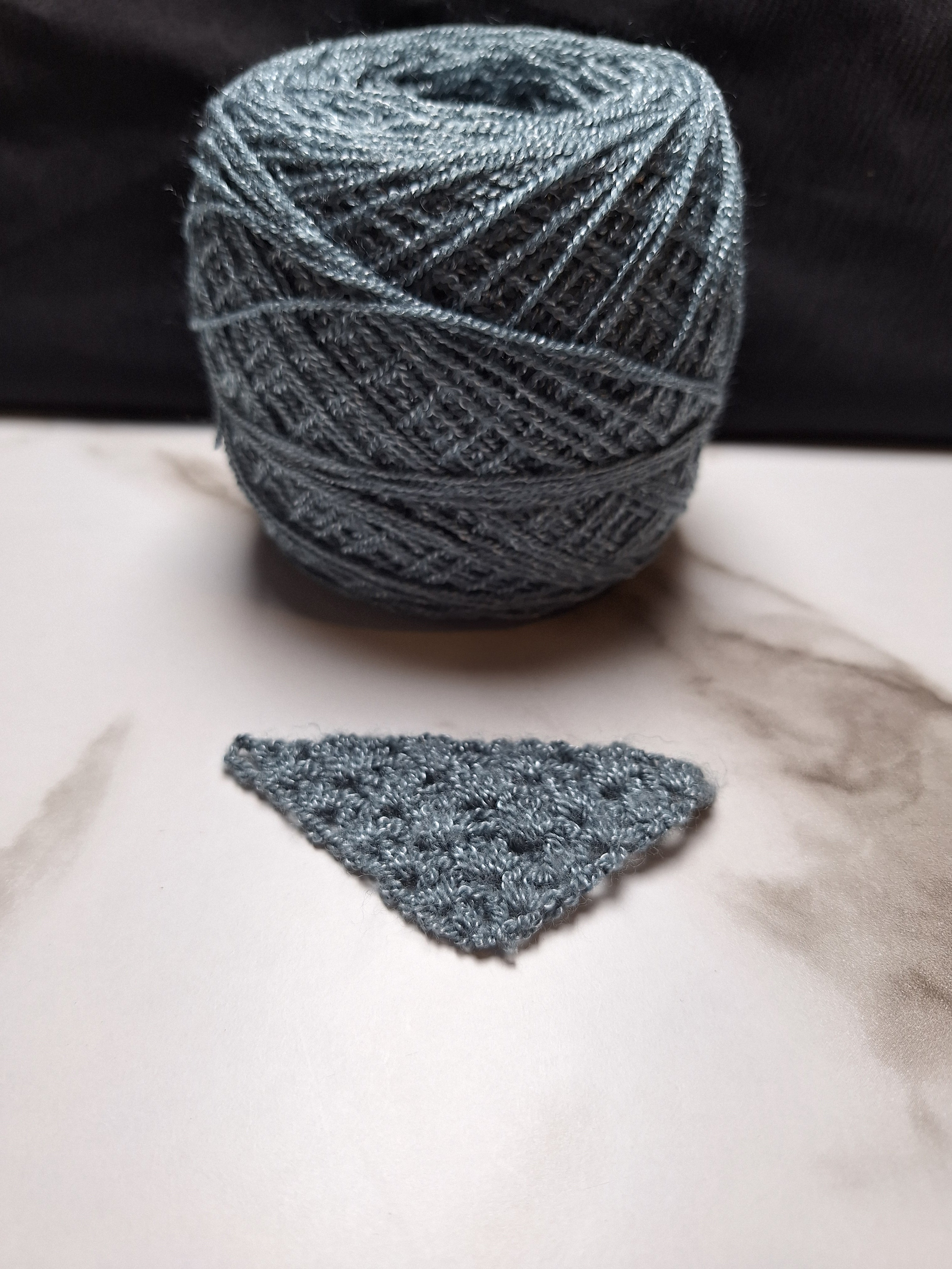 STEEL GRAY