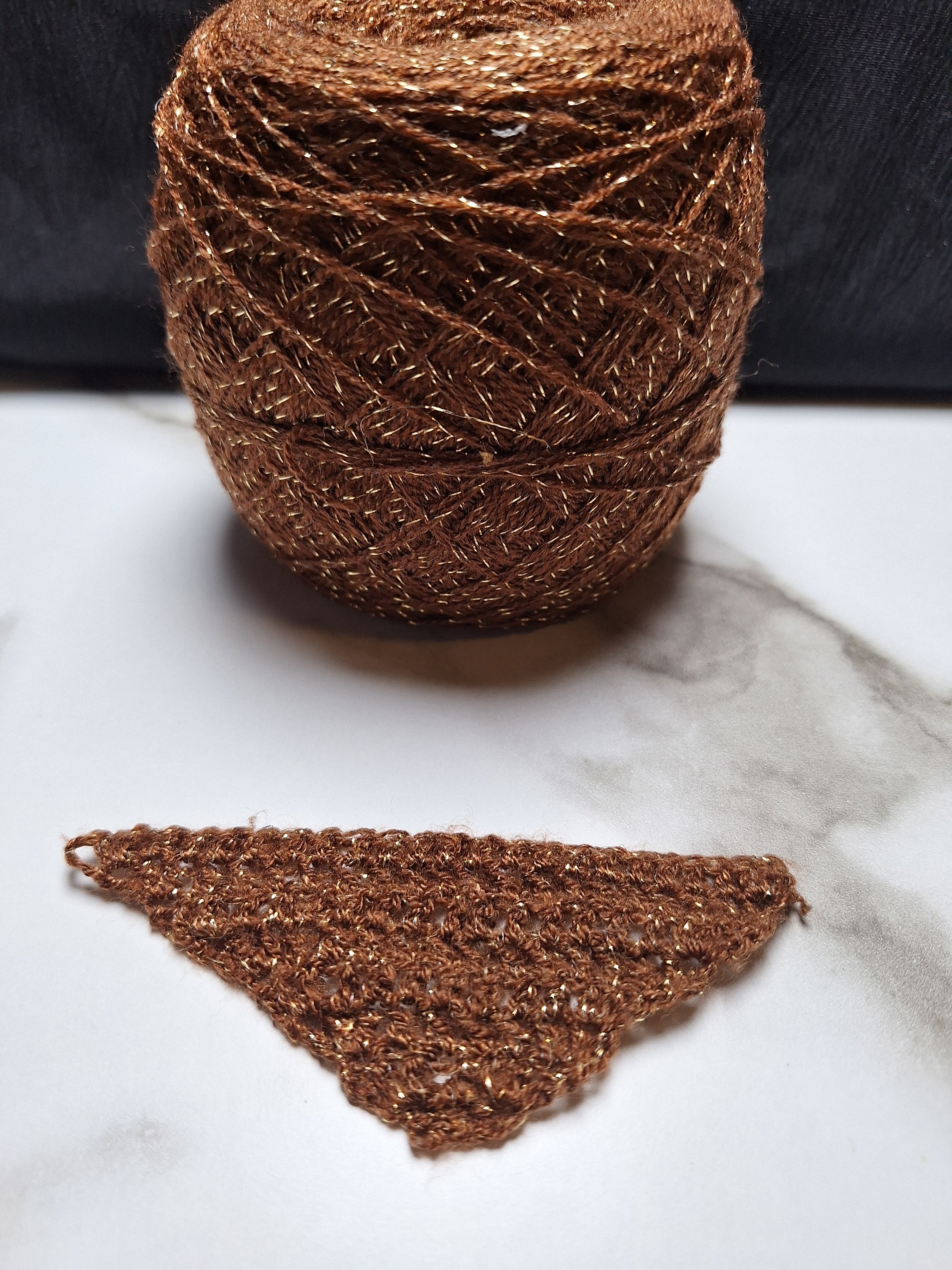 LIGHT BROWN W/ GOLD